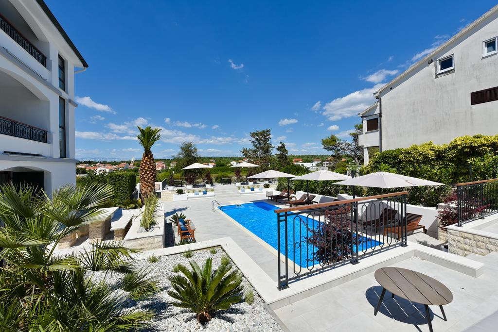 Mediterraneo Garden Apartments Petrcane Exterior foto