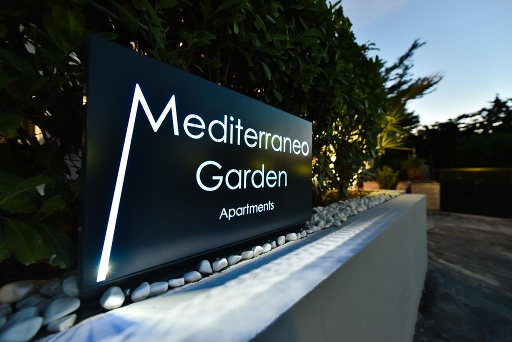 Mediterraneo Garden Apartments Petrcane Exterior foto